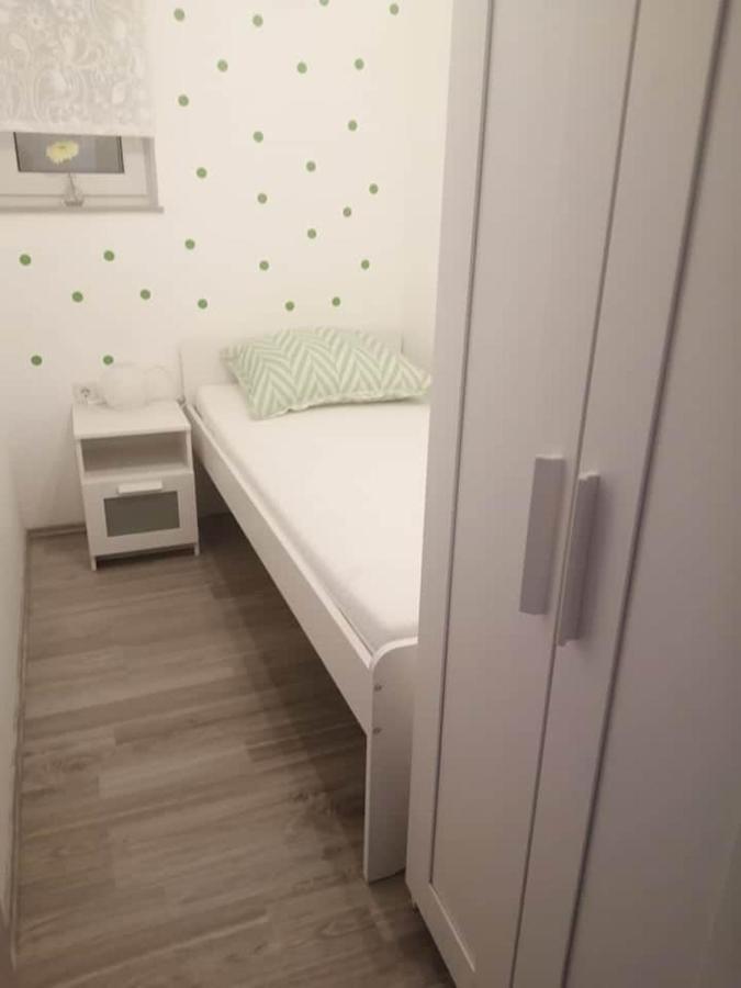 Апартаменты Apartman Dora Паг Экстерьер фото
